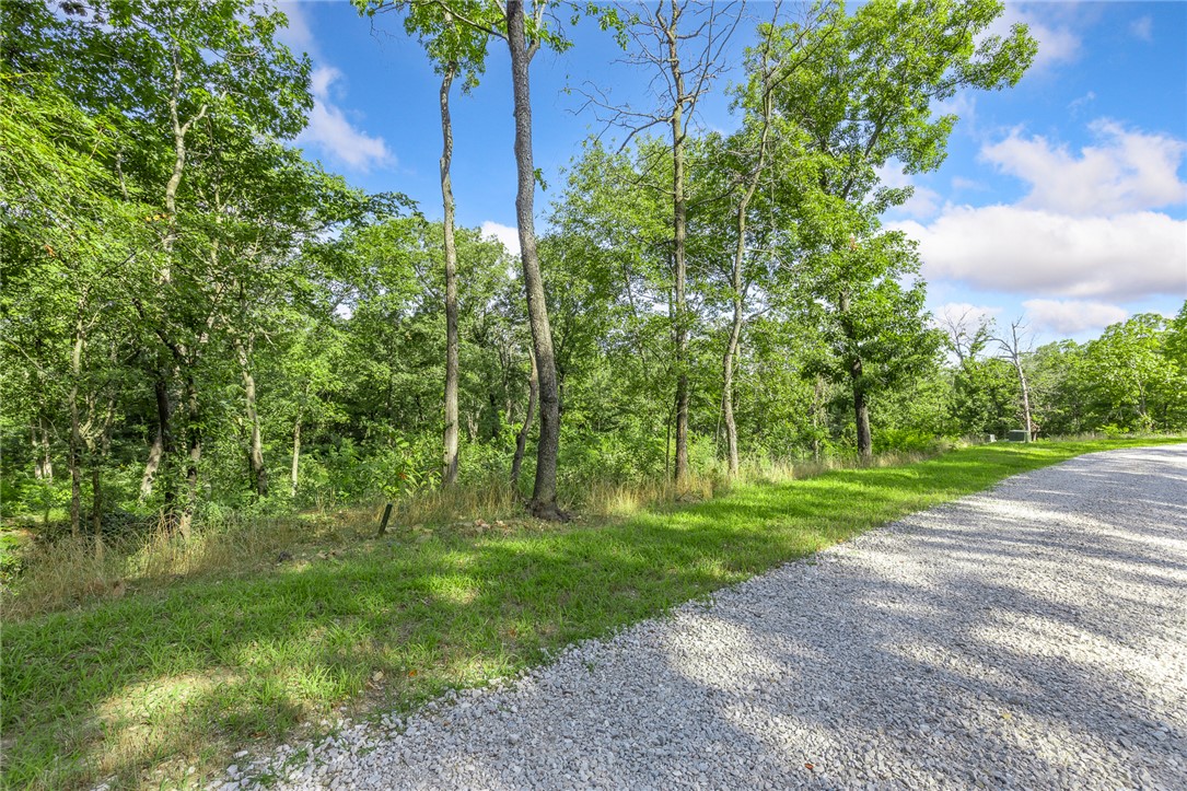 Round Mountain Estates - Land