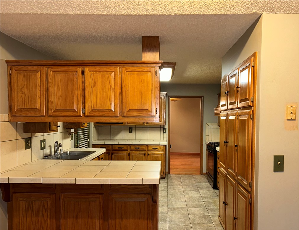 East Oaks Ph Ii - Residential