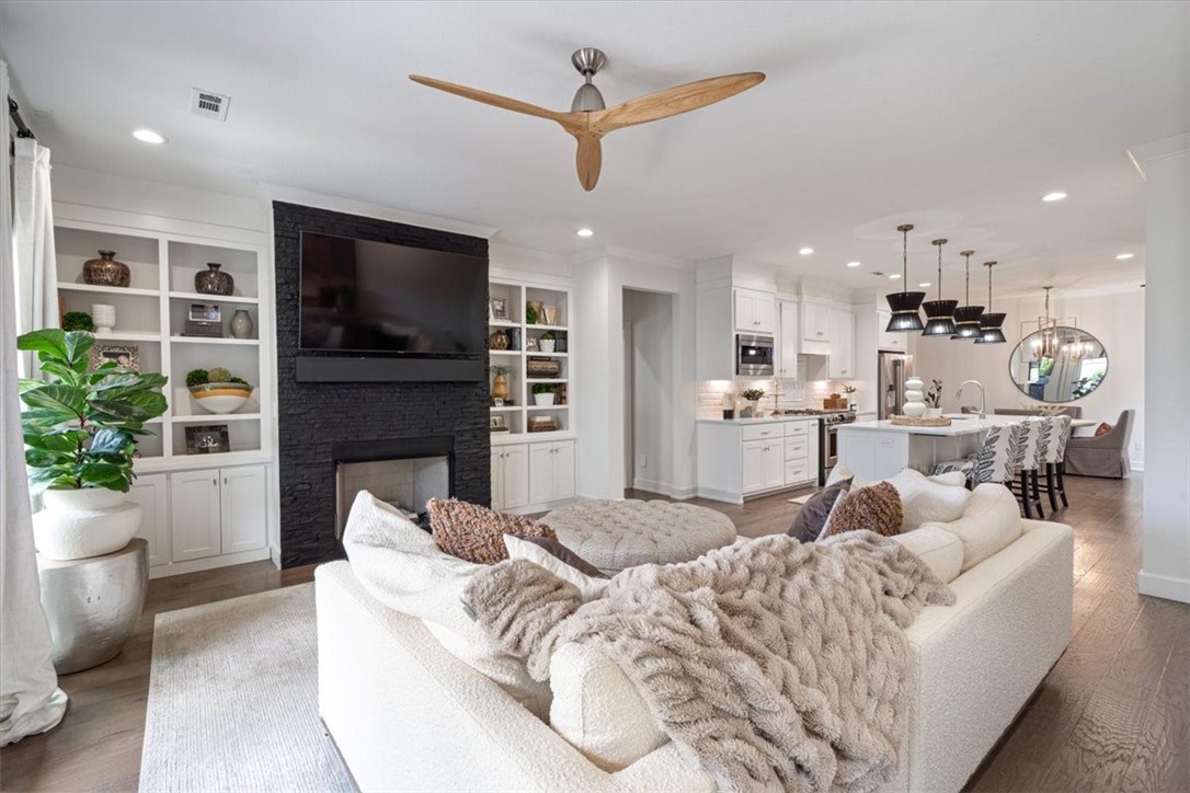 Shadow Valley Ph 8 Rogers - Residential