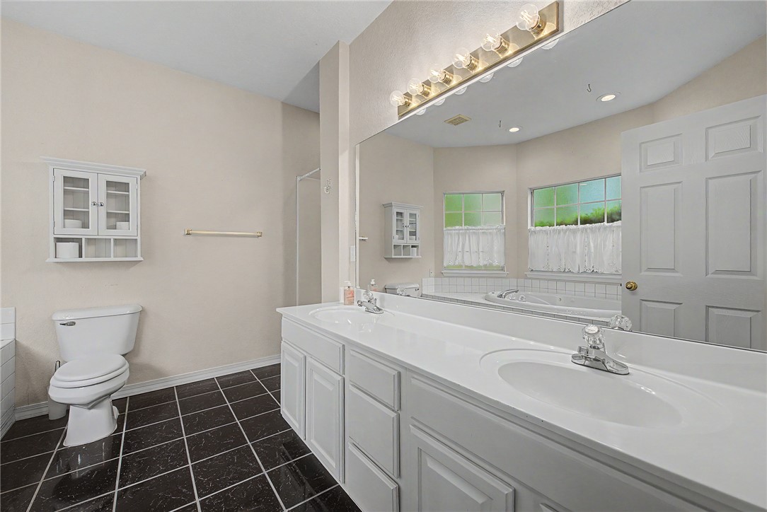 Crossover Heights Ph I - Residential