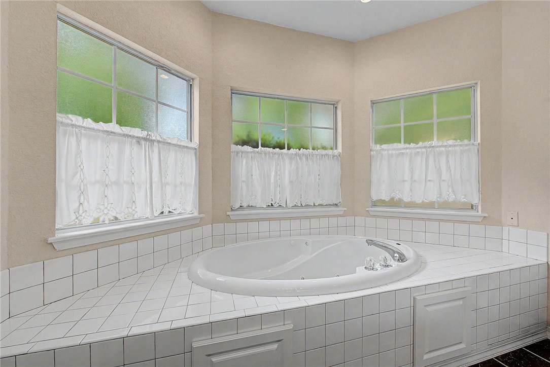 Crossover Heights Ph I - Residential