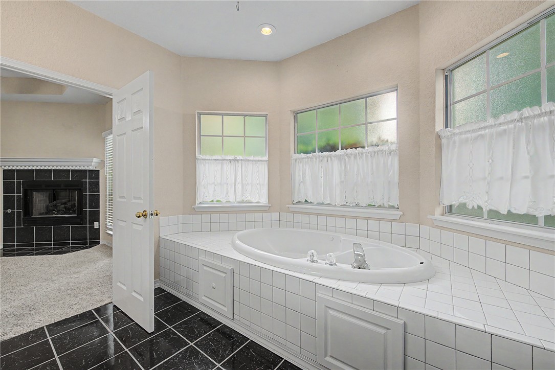 Crossover Heights Ph I - Residential