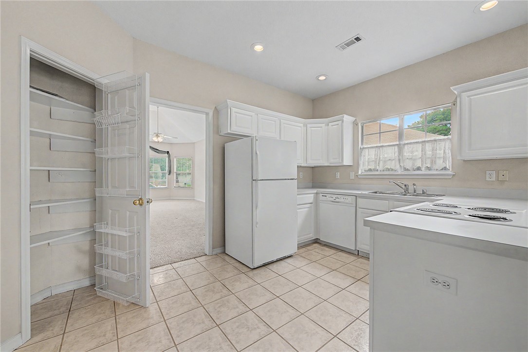 Crossover Heights Ph I - Residential