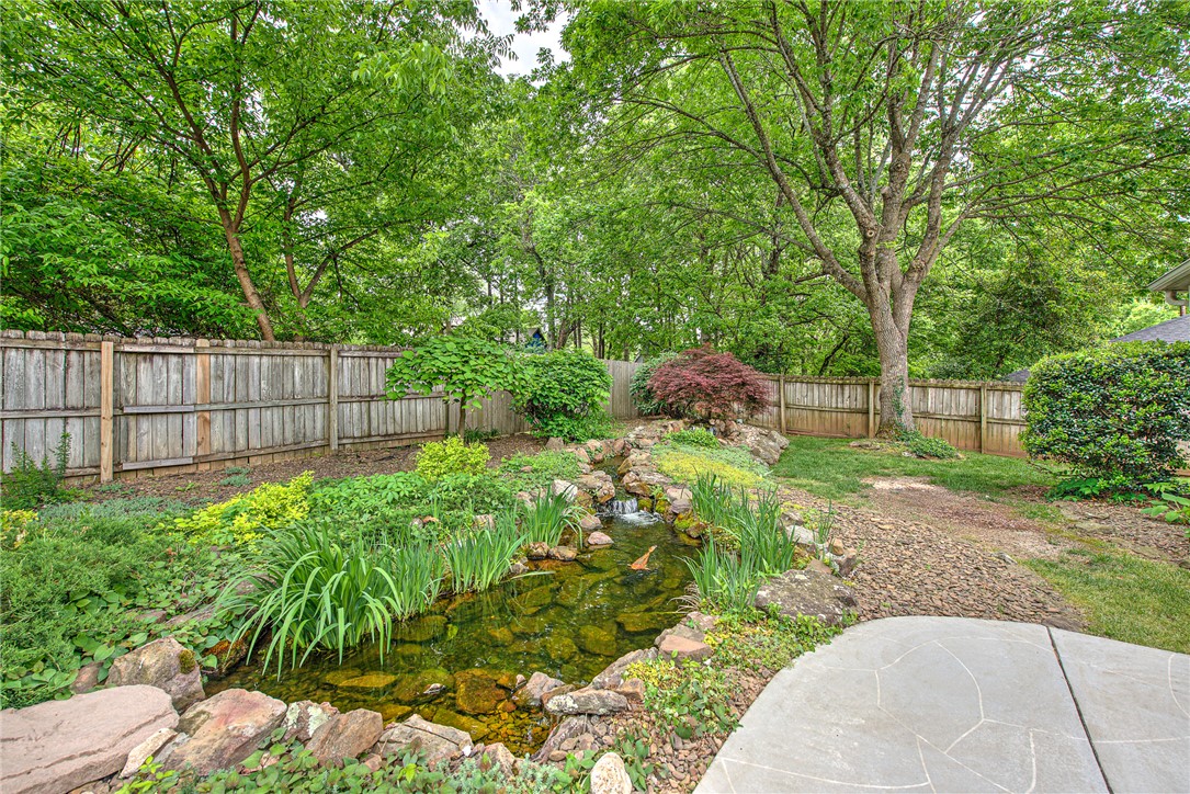 Crossover Heights Ph I - Residential