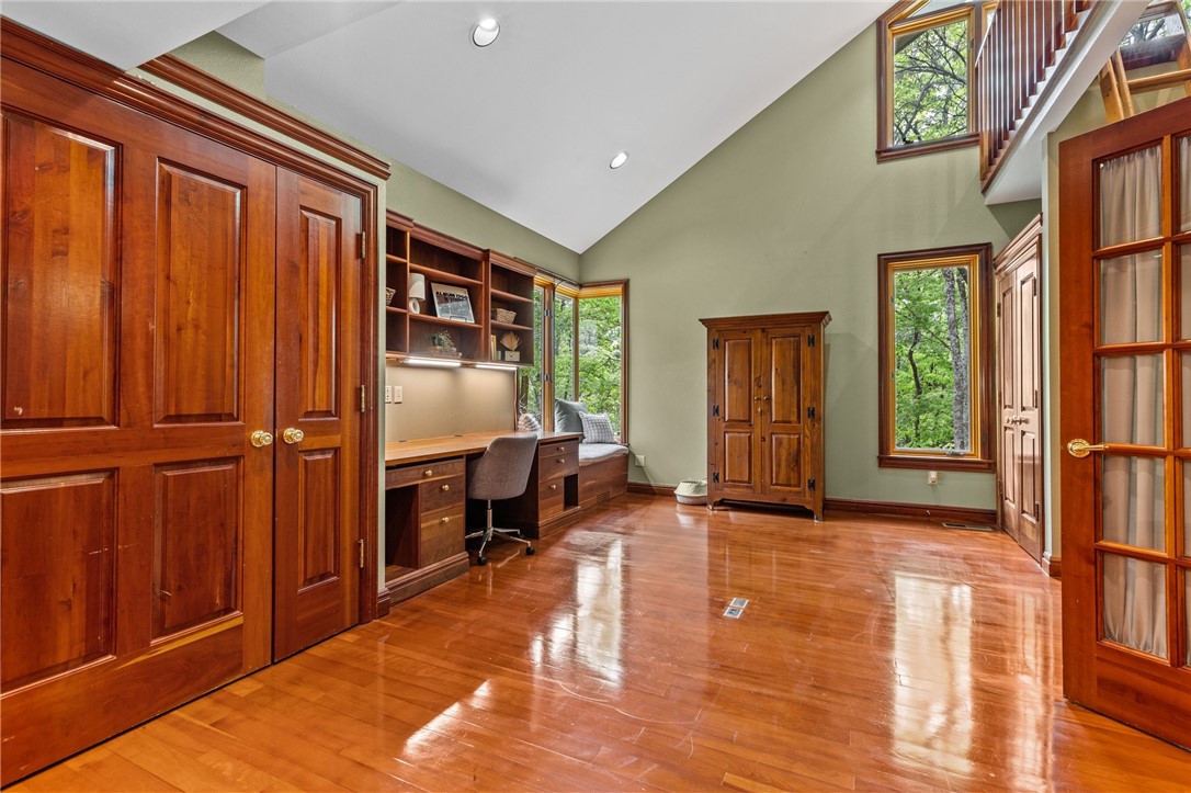 Fayetteville outlets - Residential