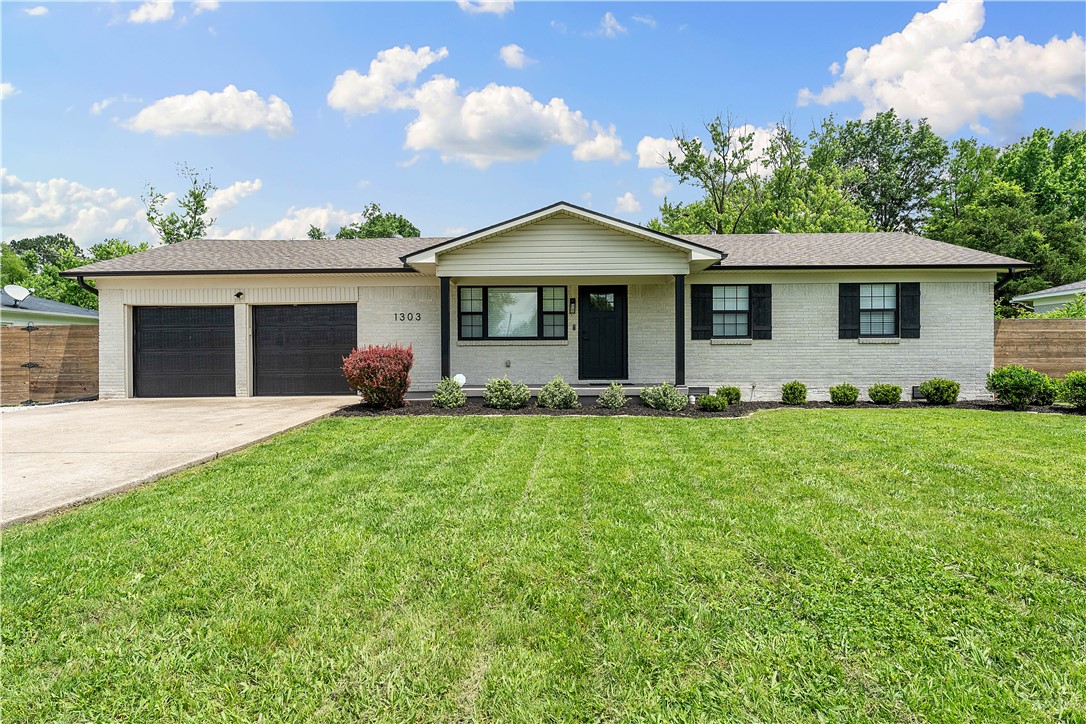Incredible value in Downtown Bentonville! You know what they say - location, location, location - and here you have it, just a half mile from the new Walmart Campus! When you make this your new home, youāll enjoy the extremely rare luxury of having direct walking, biking, and driving access to Downtown Bentonville and all its wonderful attractions and amenities ā no need to deal with traffic on 14th or Walton! Whether itās the Square, Walmartās Home Office, or top-notch Bentonville schools ā you have it all within 5 minutes. And letās not fail to mention that youāll be coming home to an absolute gem of a property! This 4 bedroom (1 flex room/office), 2 full bathroom home has been completely updated less than four years ago and features a spacious design and a huge backyard with ADU potential ā talk about family friendly! Highlights include newer roof, windows, HVAC, LVP flooring, granite countertops, and so much more. Furnishings are negotiable. Donāt wait, schedule a showing before itās too late!