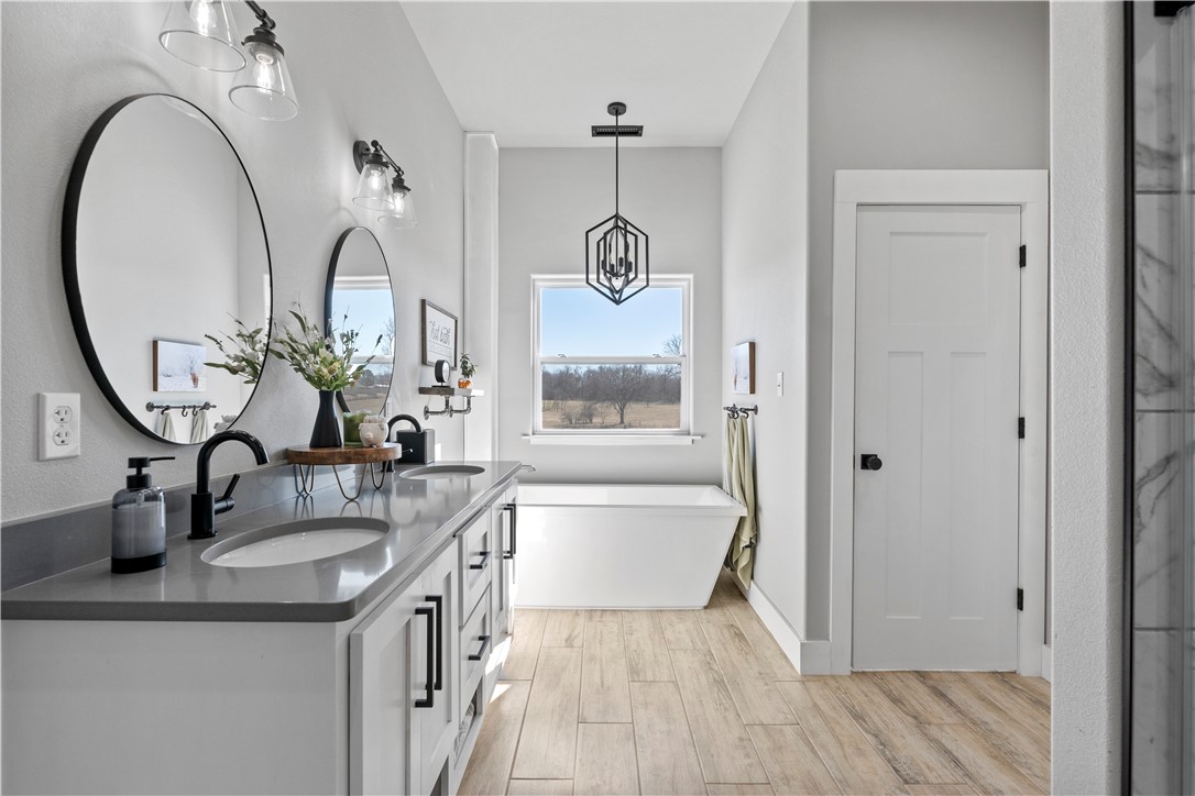 S 12 T18 R32 #22-00026-032 - Residential