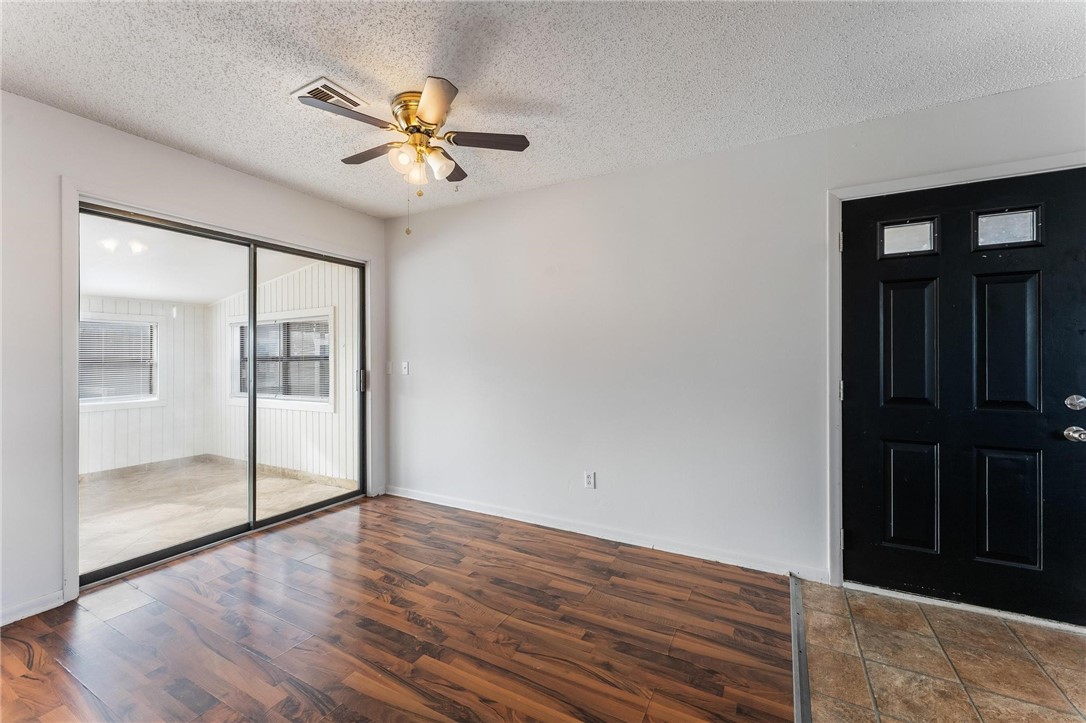 Medlin Sub-Pea Ridge - Residential Lease