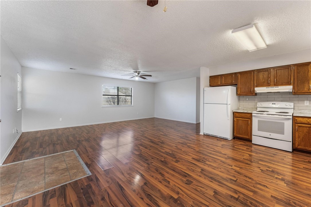 Medlin Sub-Pea Ridge - Residential Lease