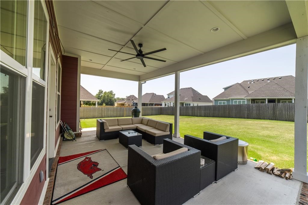 Crescent View Rogers - Residential Lease