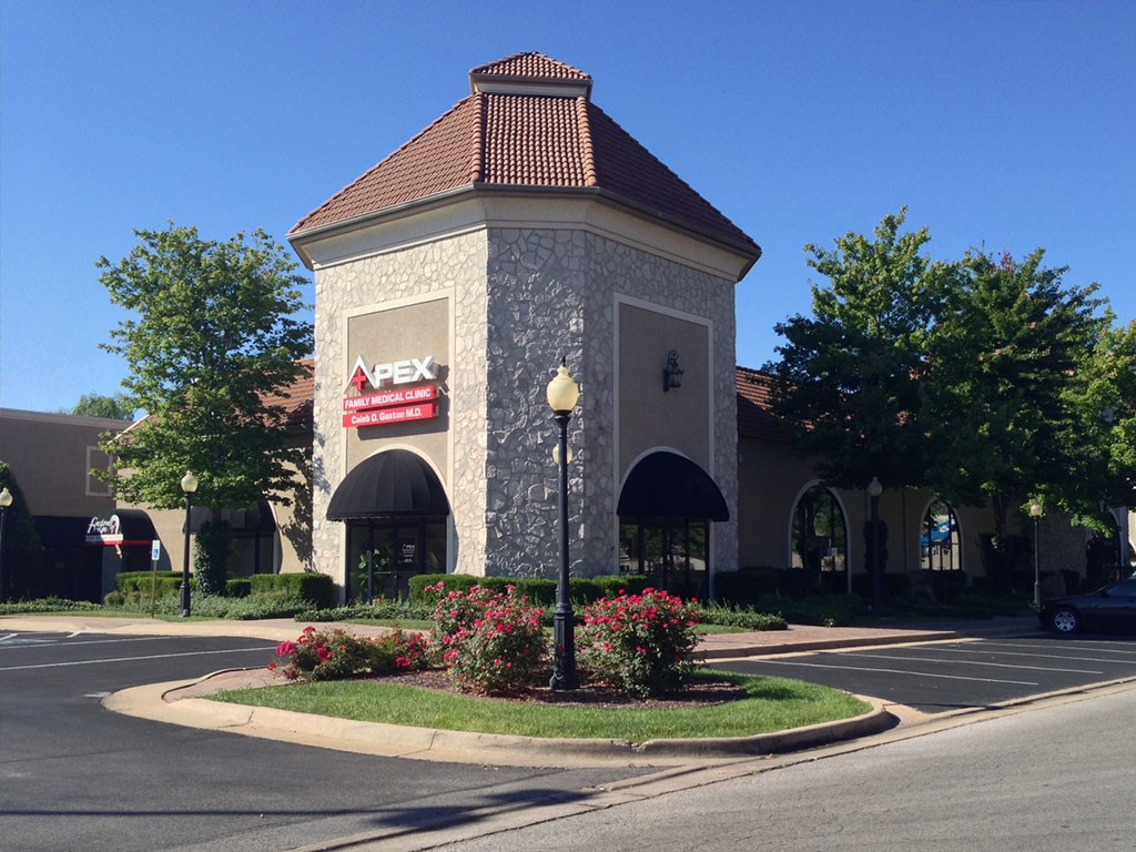 Primary care medical office with 7 exam rooms, 6 offices, x-ray room, reception, 2 restrooms, lab, breakroom, storage, nurses station