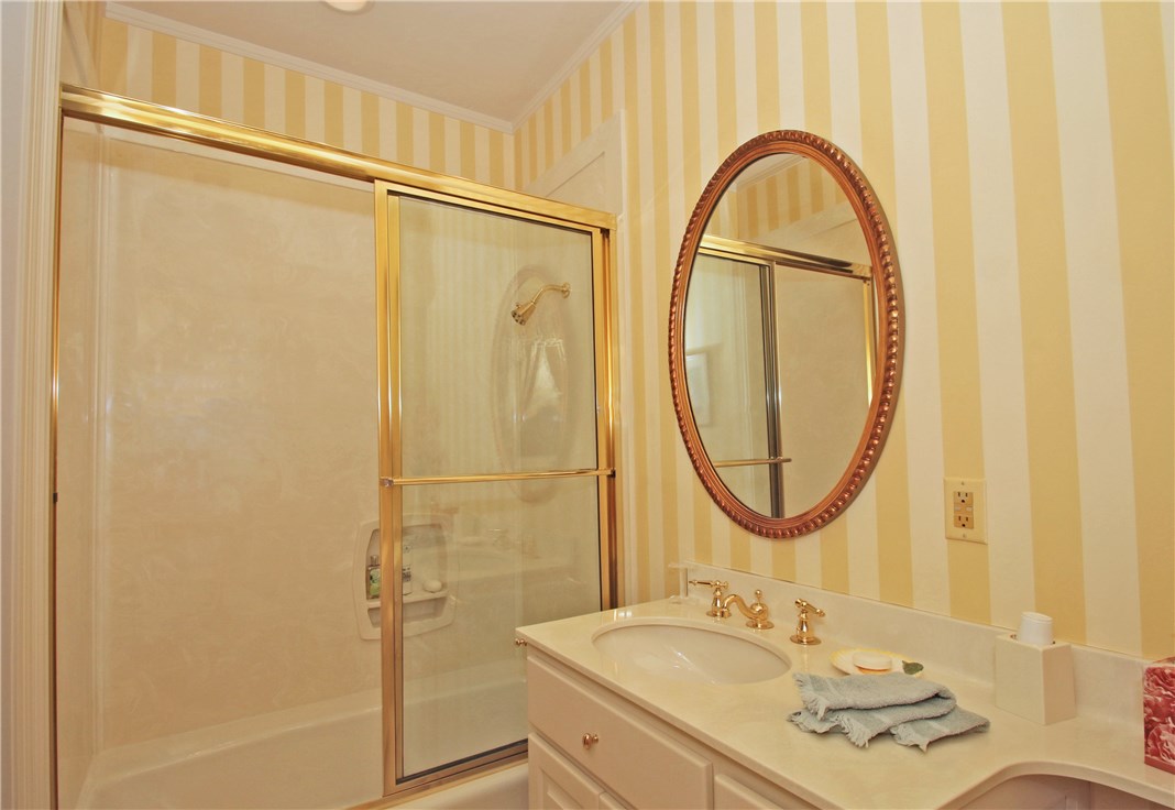 Pinnacle Golf & Cc Rogers - Residential