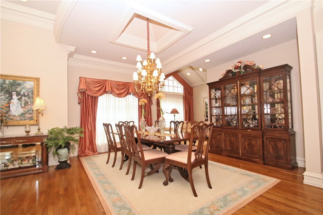 Pinnacle Golf & Cc Rogers - Residential