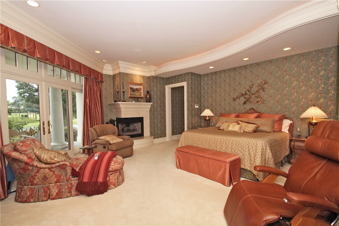 Pinnacle Golf & Cc Rogers - Residential