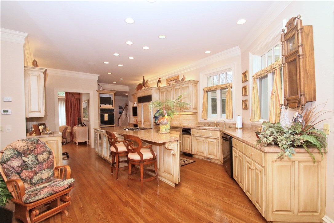 Pinnacle Golf & Cc Rogers - Residential