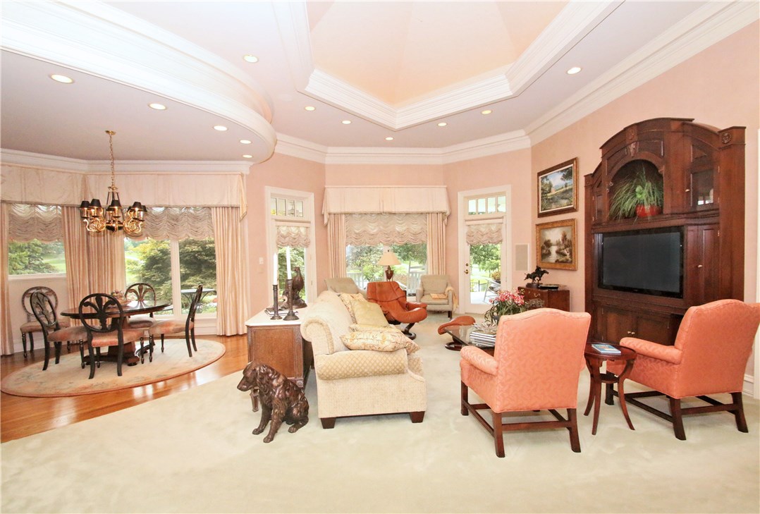 Pinnacle Golf & Cc Rogers - Residential