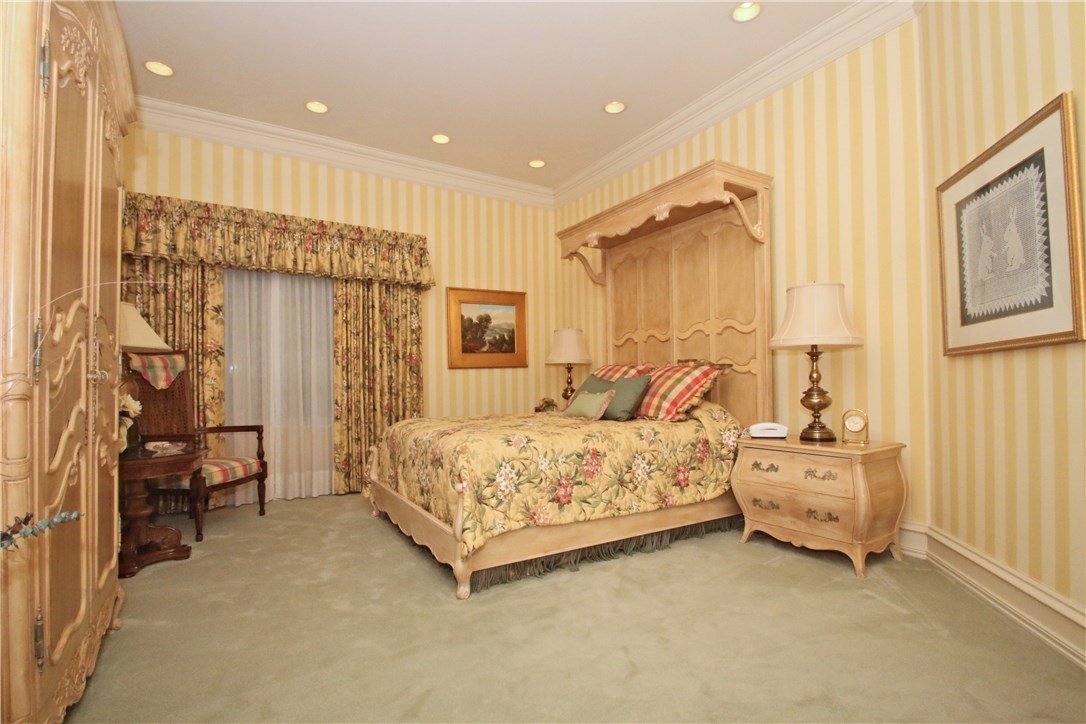 Pinnacle Golf & Cc Rogers - Residential