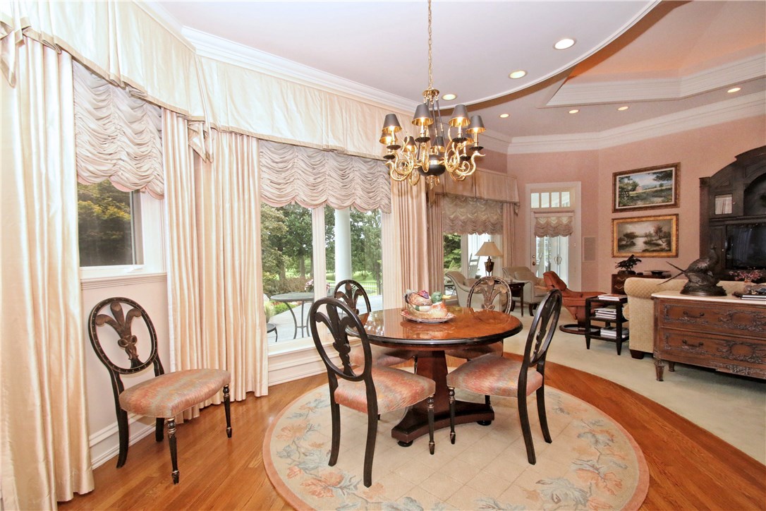 Pinnacle Golf & Cc Rogers - Residential