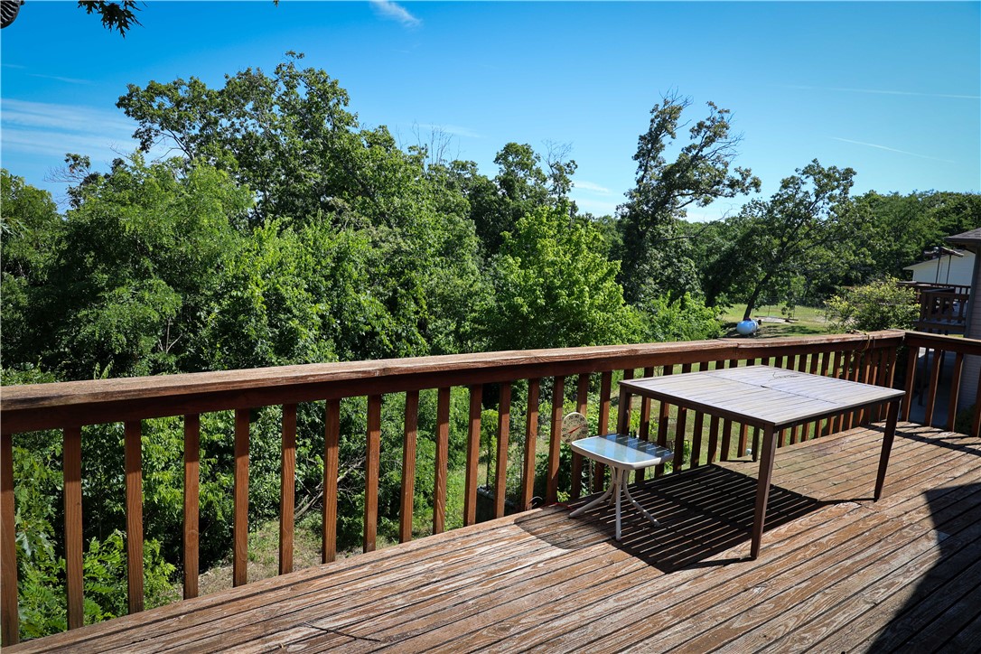 Unit 16 Holiday Island - Residential