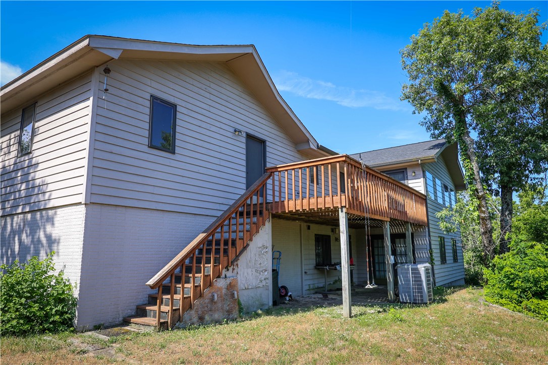 Unit 16 Holiday Island - Residential