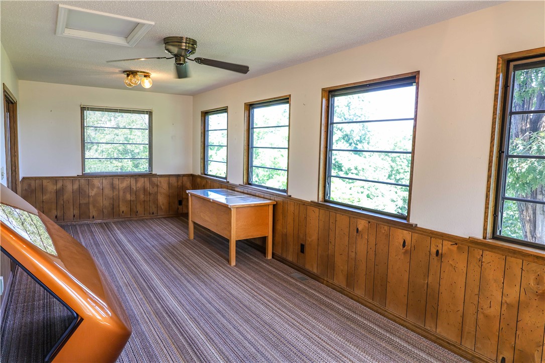 Unit 16 Holiday Island - Residential