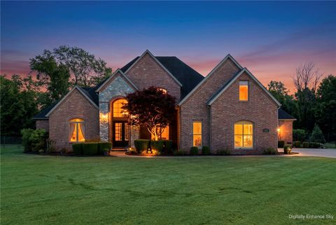 Photo of 350 Polo Drive, Fayetteville, AR 72703 (MLS # 1345294)