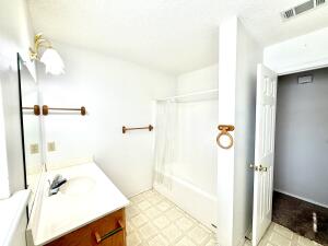 Willow Creek Estates - Residential