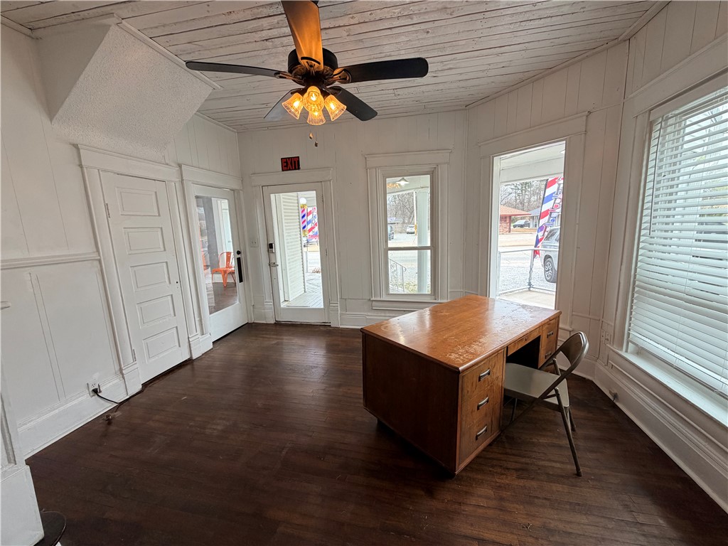 Cranes Add Siloam Spgs - Commercial Lease