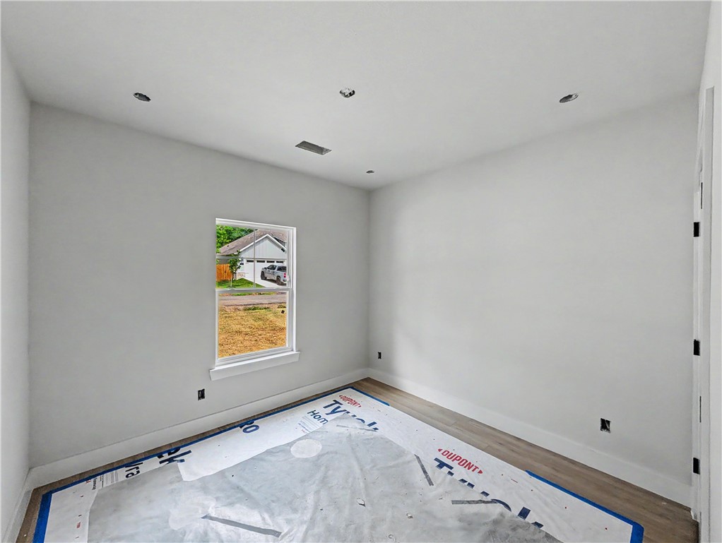 Bankfoot Sub Bvv - Residential
