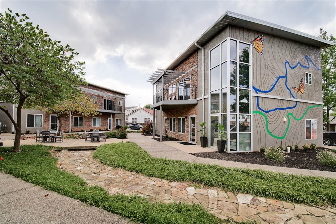 Dunn & Davis Add Bentonville - Residential Lease