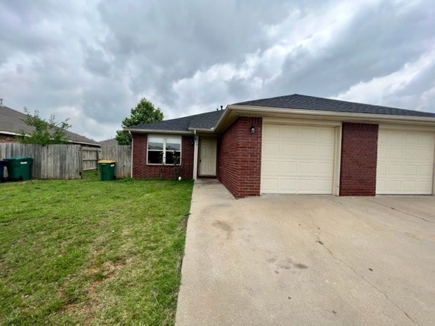 Charming 3 bedroom, 2 bath home featuring a spacious living area that seamlessly connects to the kitchen and eat in kitchen. Includes a 1-car garage and a fully fenced backyard—perfect for outdoor enjoyment. Tenant responsible for refrigerator, washer, dryer, electric, water/trash, gas, and lawn maintenance. Apply online at www.nwarealtypm.com. We process applications as we receive and once an application is approved, we reach out for deposit. Deposit secures the unit not the application. Please be aware of scams. Our application process is to be paid online through a secure portal, and we do not accept cash, CashApp, Venmo, and/or PayPal. Pictures are of like unit. Owner of entity holds valid AR Real Estate Broker's license. No showings until after July 20