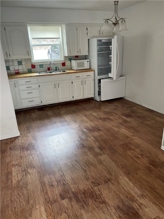 Unit 10 Holiday Island - Residential