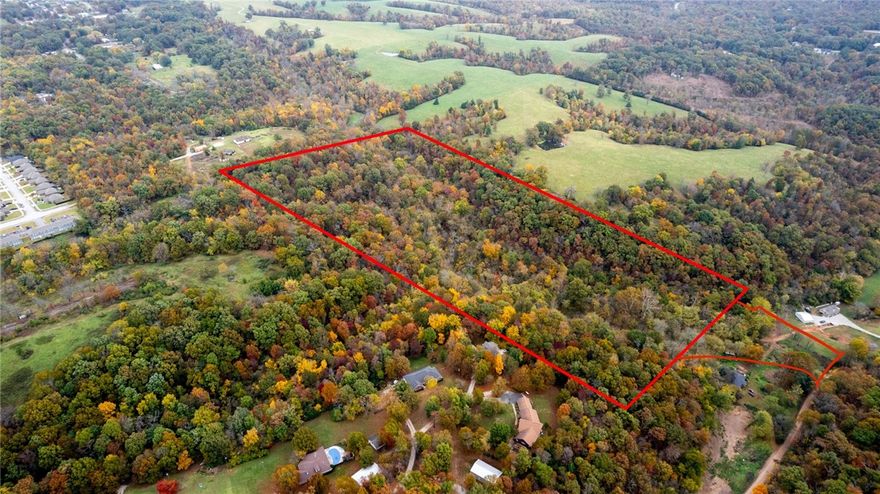 23.37 acres of endless possibilities. Enjoy the peace and privacy of rural living without sacrificing proximity to schools, shopping, dining, and downtown Rogers. Outside of City limits, no deed restrictions and plenty of room to roam, this is the development opportunity you've been waiting for. Near Beaver lake and all things Northwest Arkansas.