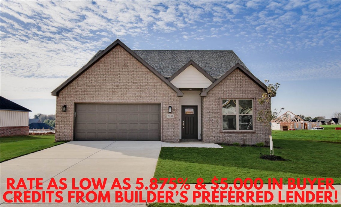 RATE AS LOW AS 5.875% & $5,000 IN BUYER CREDITS FROM BUILDER'S PREFERRED LENDER! Welcome to Sedona Rose! Conveniently located close to the Pea Ridge High School, trails, and only 15 minutes to downtown Bentonville. The "Ravenna" plan features 3BDs, 2.5BA's, modern quartz counters, custom cabinets w/ wood hood above gas range, large island, and a 2 car garage! Full sod + landscaping package.