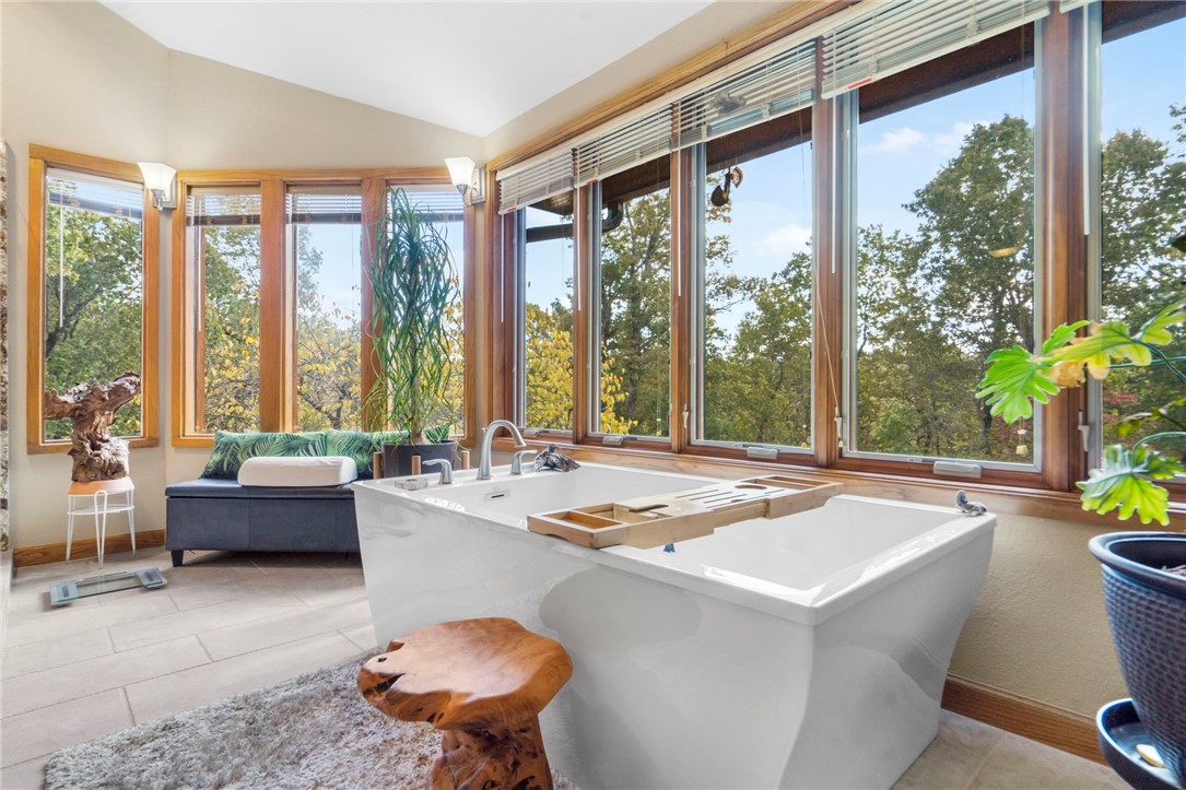 23-19-29-RURAL - Residential