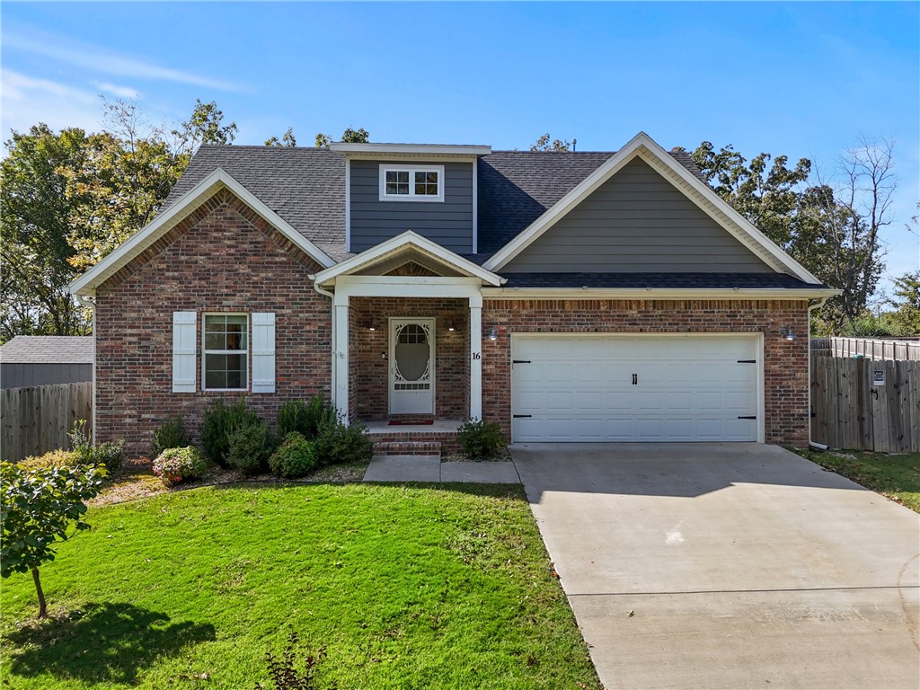 Packed with Extras! This charming 3-bedroom + large bonus room, 2.5-bath home sits on a spacious, level .39-acre lot at the end of a peaceful cul-de-sac ā offering privacy, comfort, and room to grow.
Enjoy a fully fenced backyard with not one, but two storage buildings ā a 24āx11.5ā workshop and an additional 12āx8ā shed ā perfect for hobbies, tools, or outdoor gear. Unwind or entertain under the covered outdoor living space, ideal for gatherings with family and friends.
Inside, discover thoughtful architectural details including crown molding, trey ceilings, and a graceful arched entryway connecting the dining and living areas.
All just minutes from the Bella Vista Bypass (I-49) for an easy commute to Bentonville and beyond.
Space, style, and storage ā itās all right here!