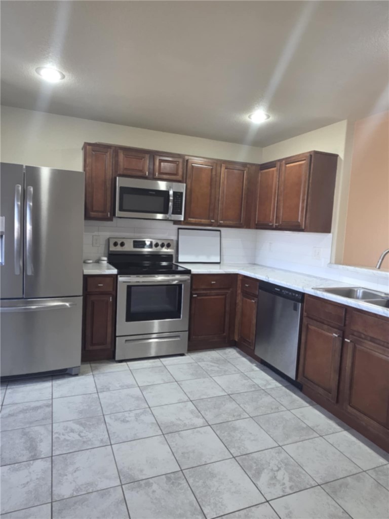 Silver Meadows Ph 1 2017 Highfill - Residential Lease