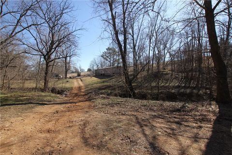 Agriculture in Pea Ridge AR 699 Gates Lane 42.jpg