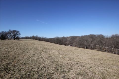 Agriculture in Pea Ridge AR 699 Gates Lane 18.jpg