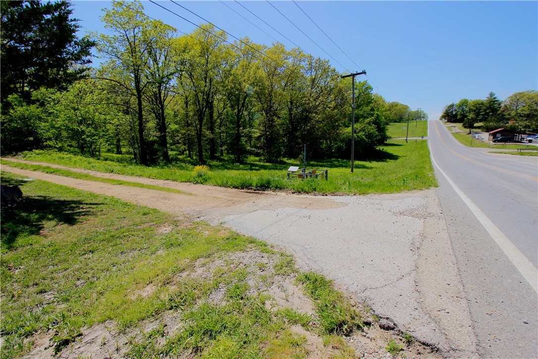 Berryville Outlots - Land