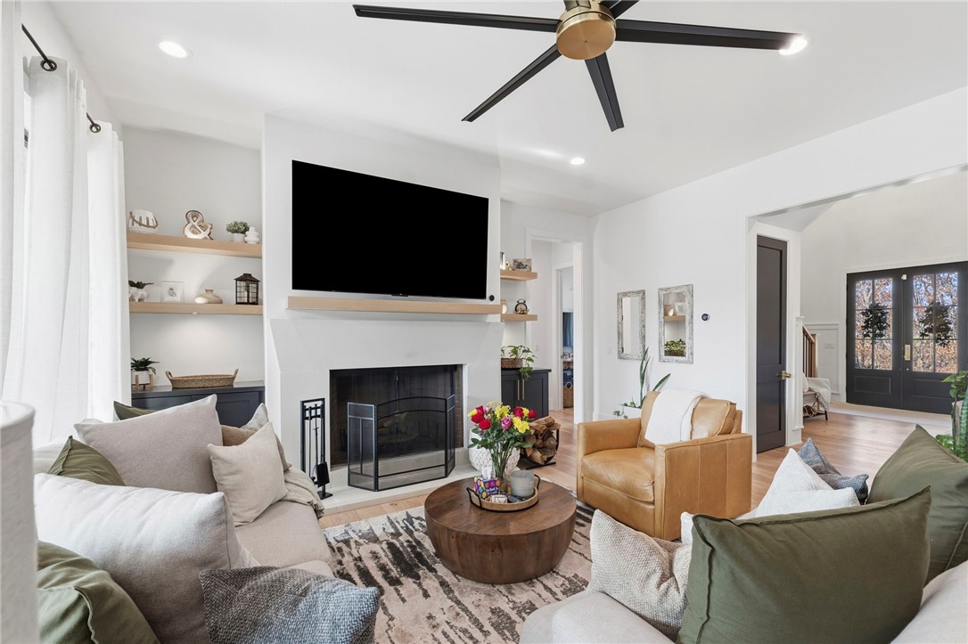 Tontitown Outlots 2000 Annex - Residential