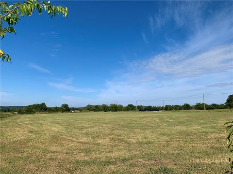 Unimproved Land in Prairie Grove AR 5.03 AC Tract 1 Hwy 62 & S Mock Street 2.jpg