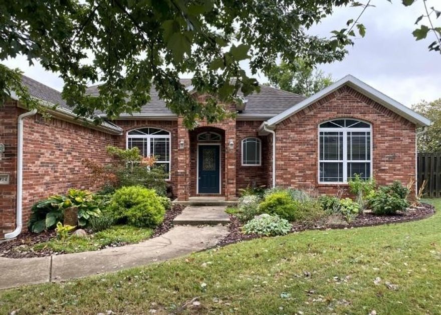 MLS DATA ENTRY ONLY - LEASE RENEWAL