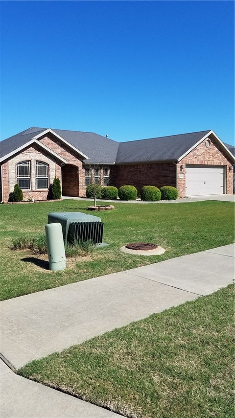 Photo of 1909 SW Sequoia Street, Bentonville, AR 72713 (MLS # 1362460)