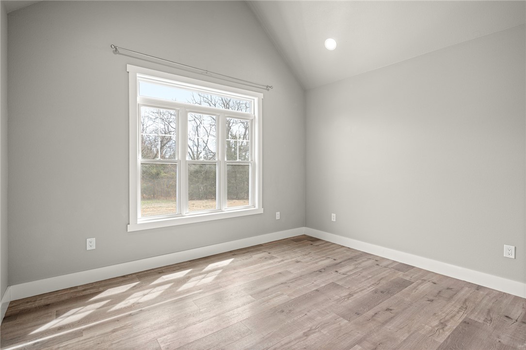 04-20-28 Garfield - Residential