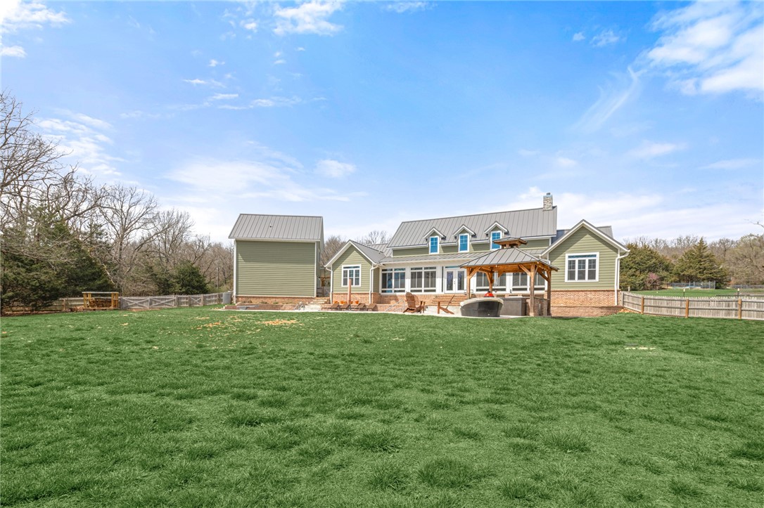 04-20-28 Garfield - Residential