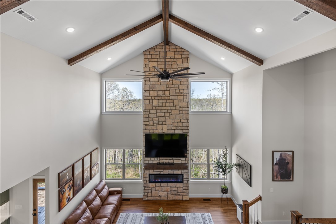 Thompson Estates Bvv - Residential