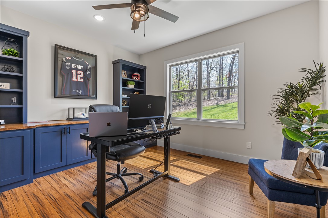 Thompson Estates Bvv - Residential