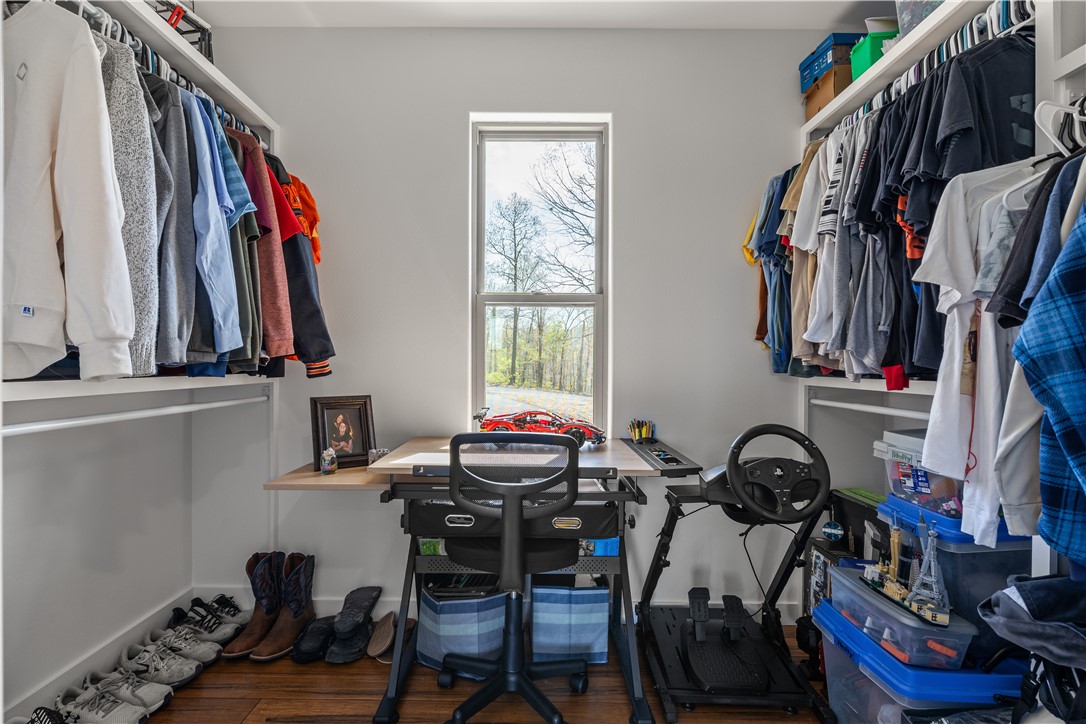 Thompson Estates Bvv - Residential