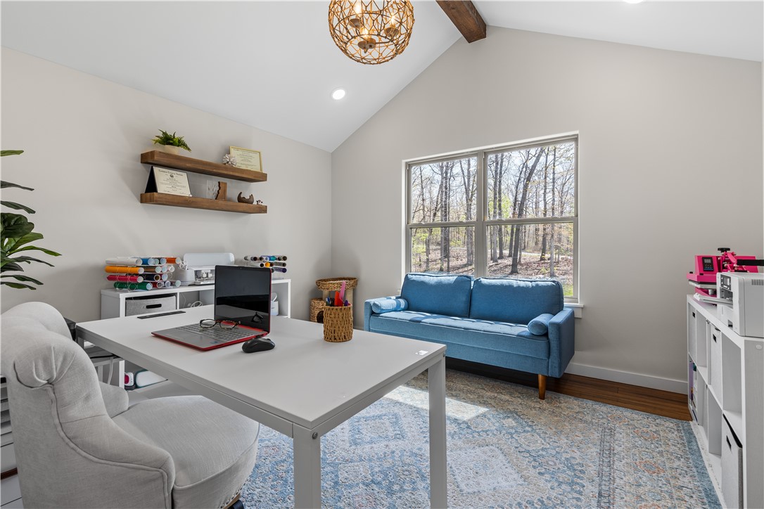 Thompson Estates Bvv - Residential